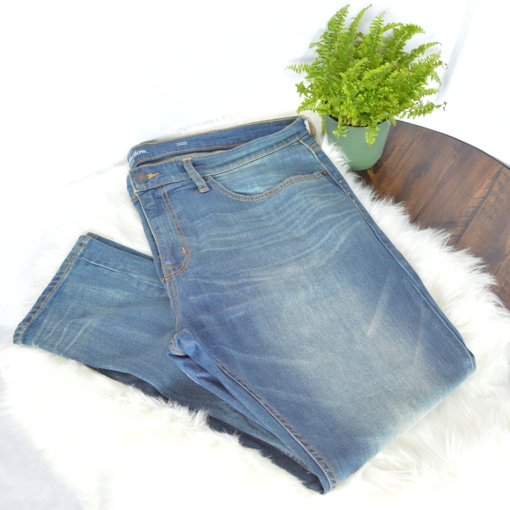 Goodfellow Straight Fit Jeans for Men.